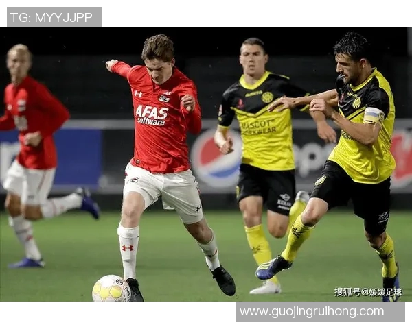 格拉夫与埃因霍温青年激战正酣期待精彩对决的足球盛宴