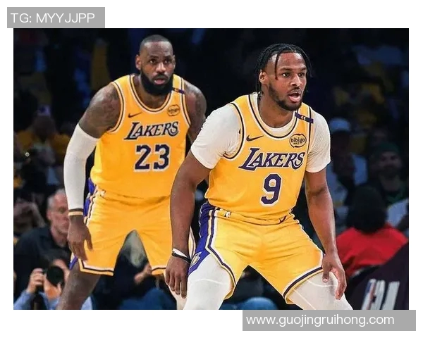 湖人对阵雷霆精彩回放视频全程回顾与分析，重温经典瞬间与精彩时刻